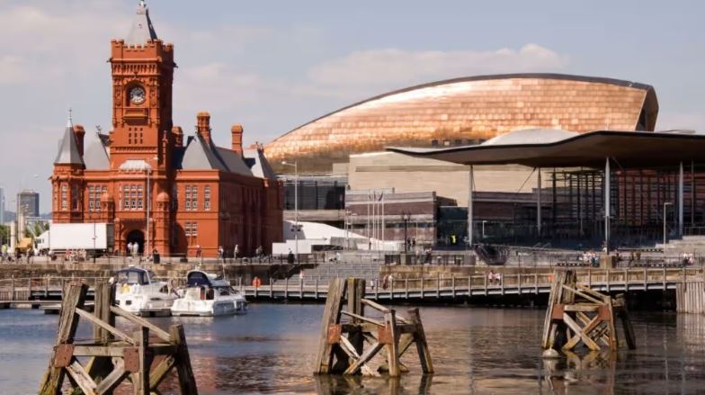 viaggio studio di gruppo a cardiff