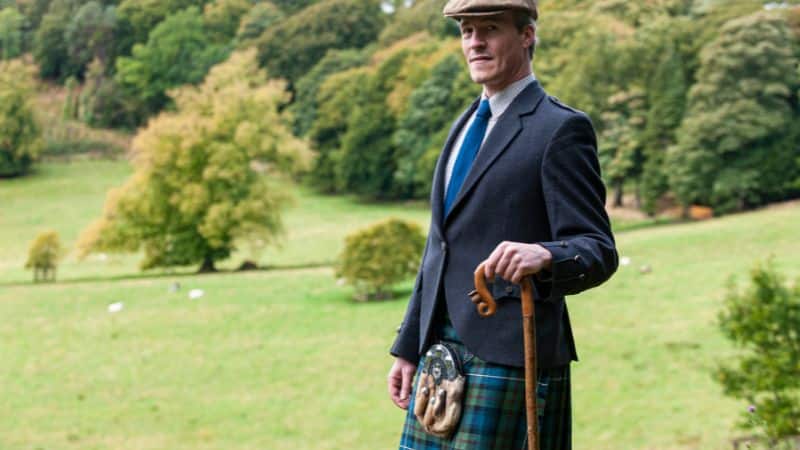 uomo di classe in kilt 