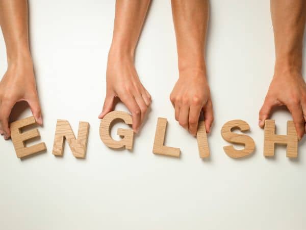 studiare la lingua inglese