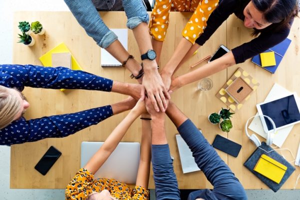 mai-insieme-lavoro-di-squadra-gruppo