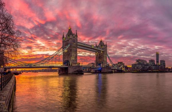 il-tower-bridge-di-Londra