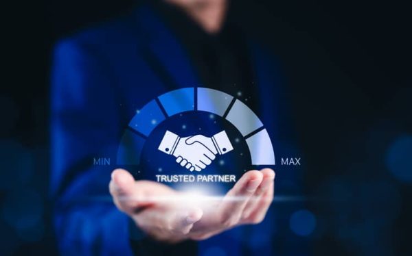 parthner-affidabile-stretta-di-mano-livello-affidabilita